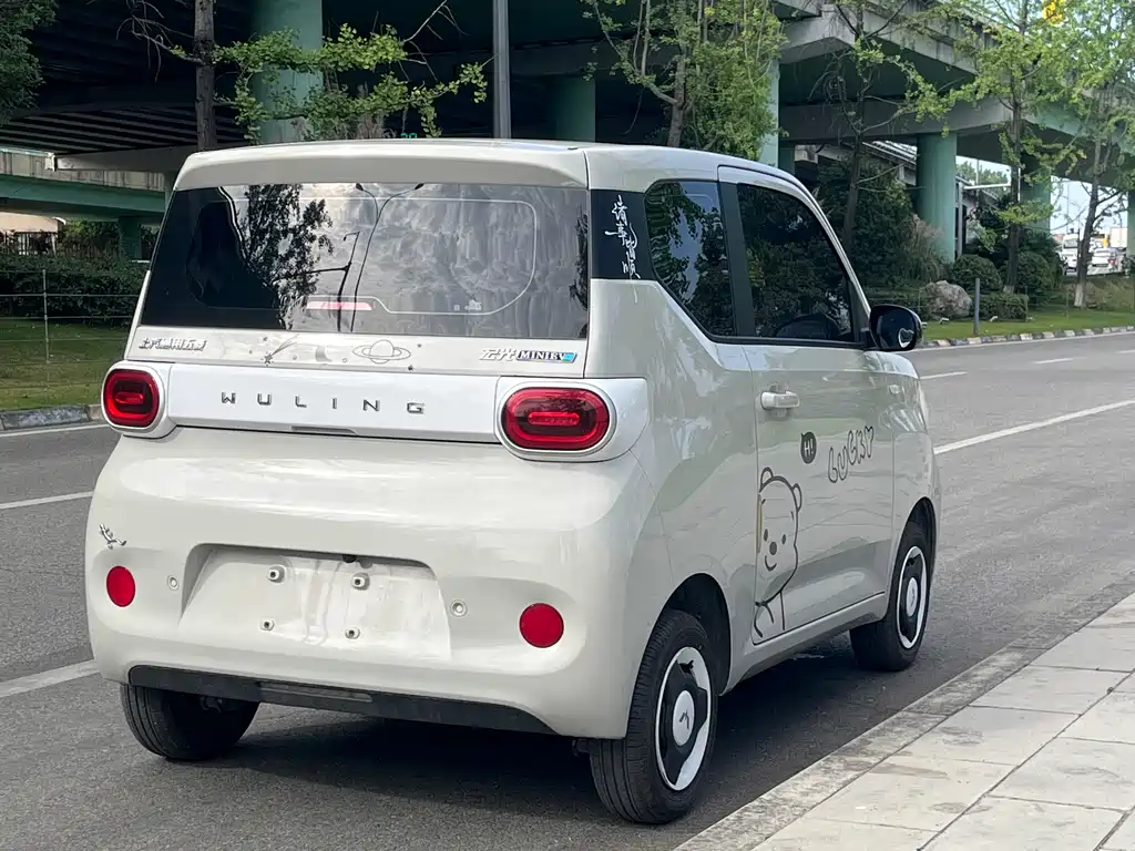 Wuling Mini EV MINIEV 2024 215km