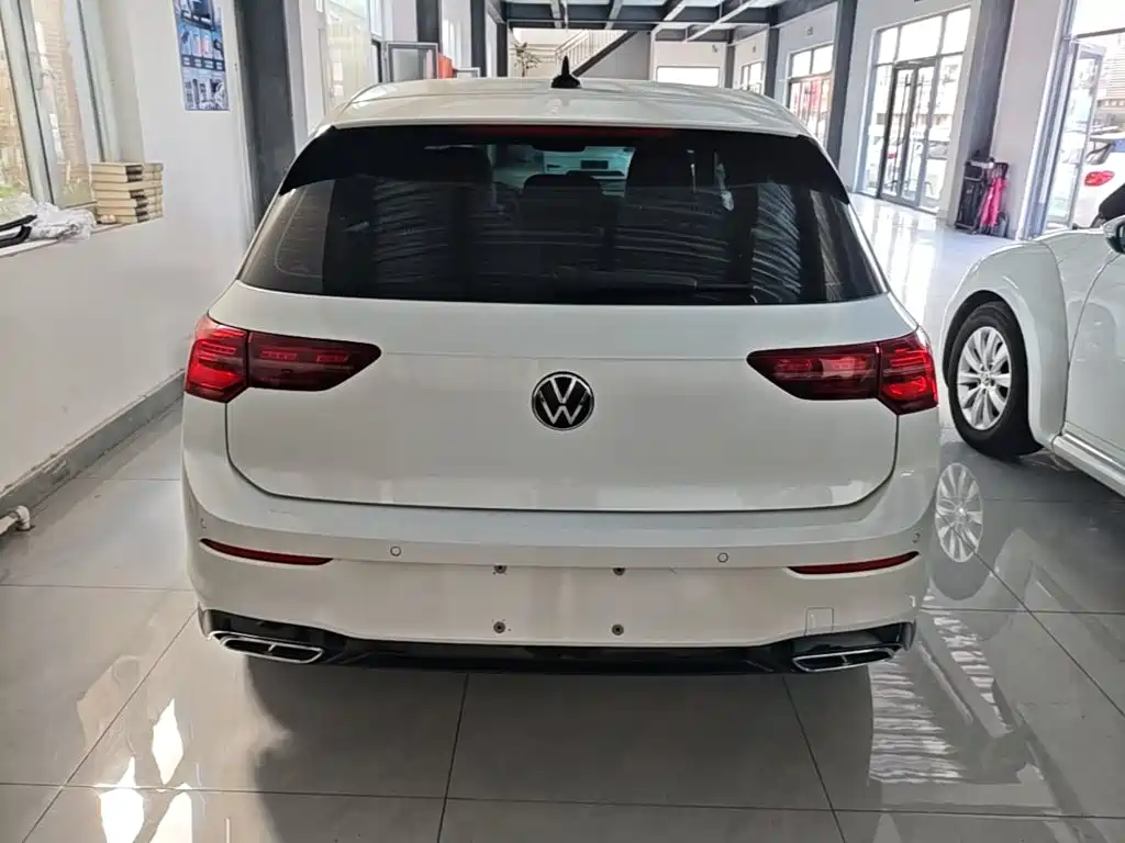 Volkswagen Golf — миниатюра 6