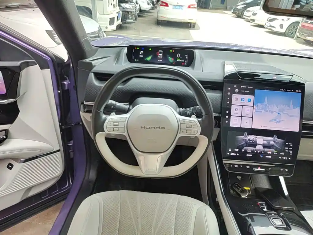 Honda Hiroyo Honda P7 — миниатюра 11