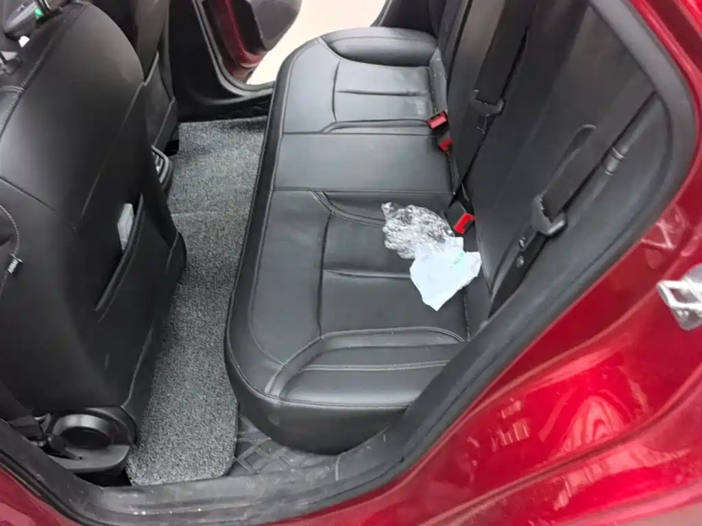 Buick Excelle — миниатюра 17
