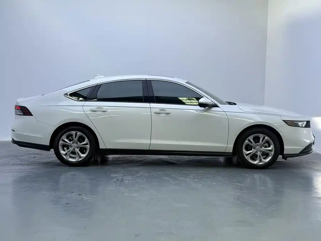Honda Accord — миниатюра 4