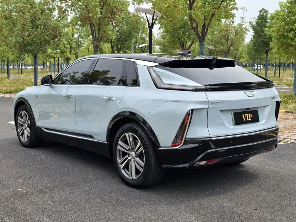 Cadillac Lyriq — миниатюра 6