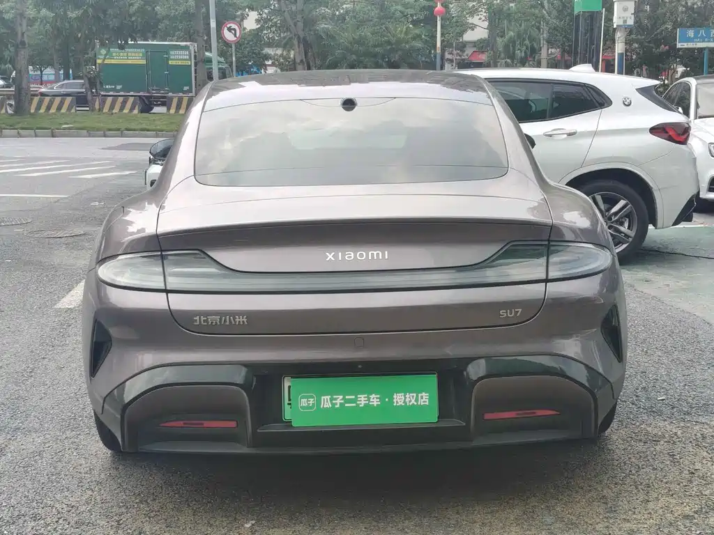 Xiaomi SU7 — миниатюра 6