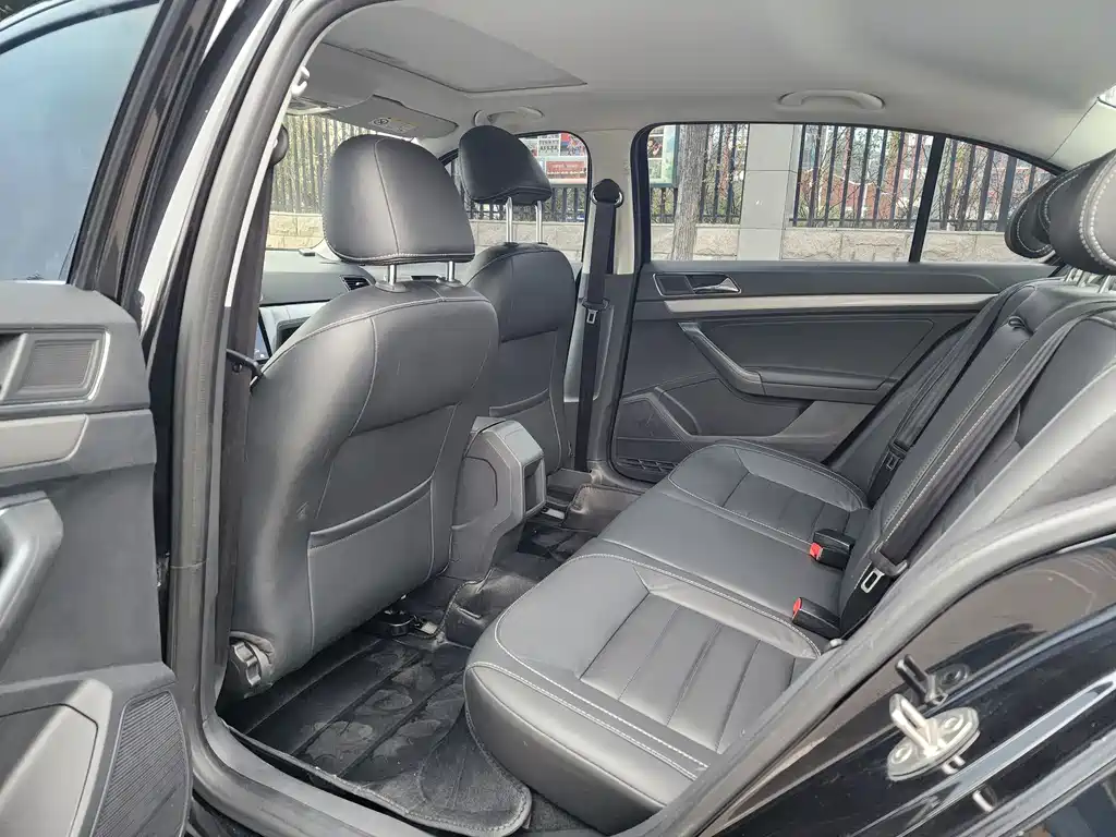 Volkswagen Lavida — миниатюра 7