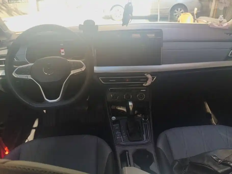 Volkswagen Lavida — миниатюра 15