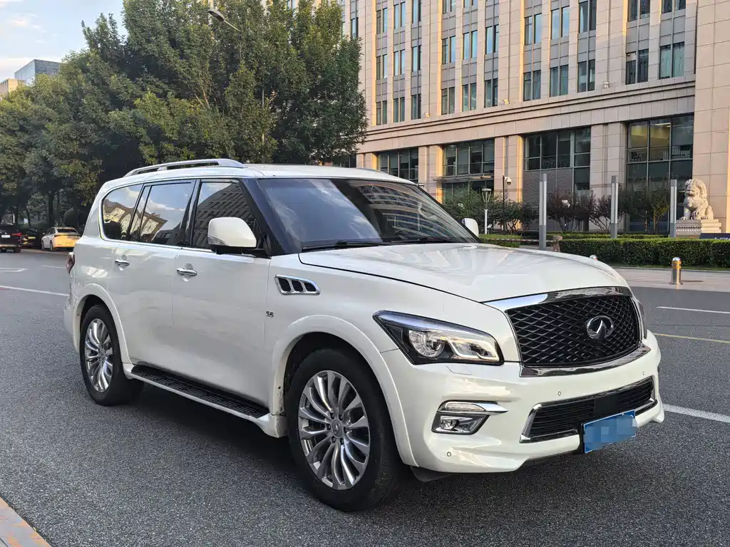 Infiniti QX80 — миниатюра 5