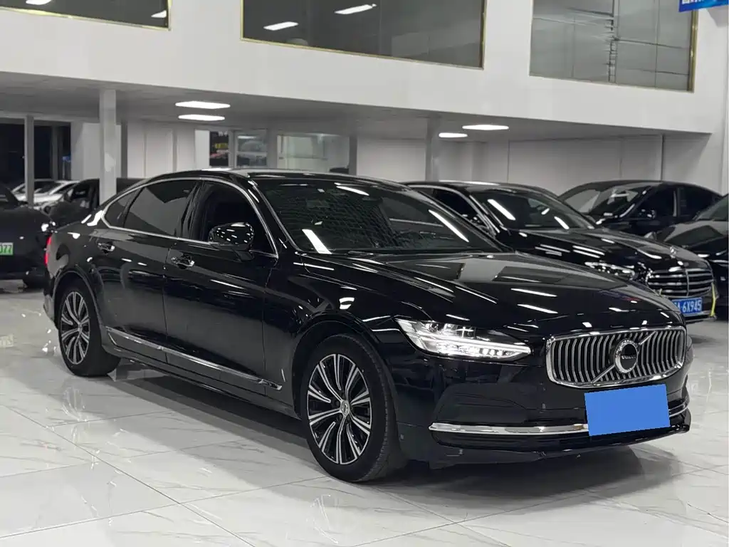 Volvo S90 — миниатюра 3