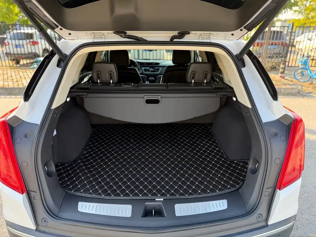 Cadillac XT5 — миниатюра 10