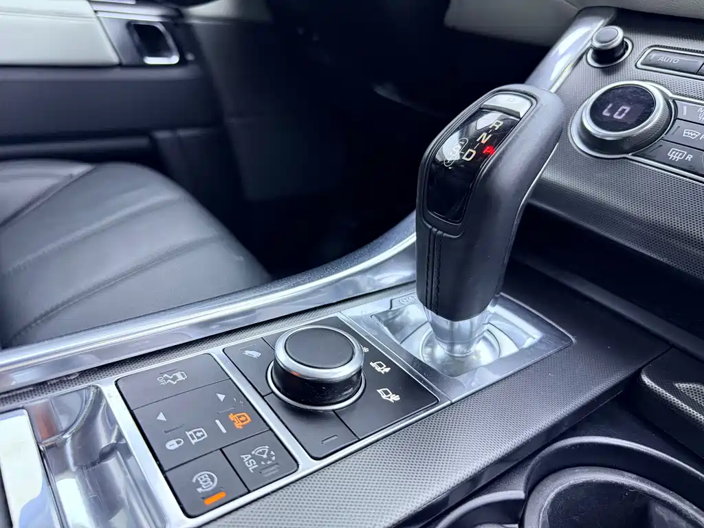Land Rover Sport — миниатюра 16