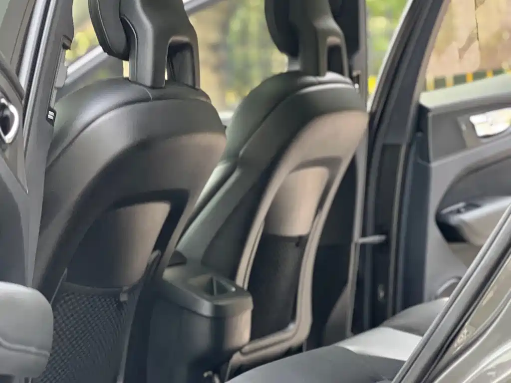 Volvo XC60 — миниатюра 6