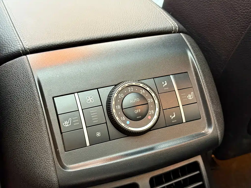 Mercedes-Benz R-Class — миниатюра 11