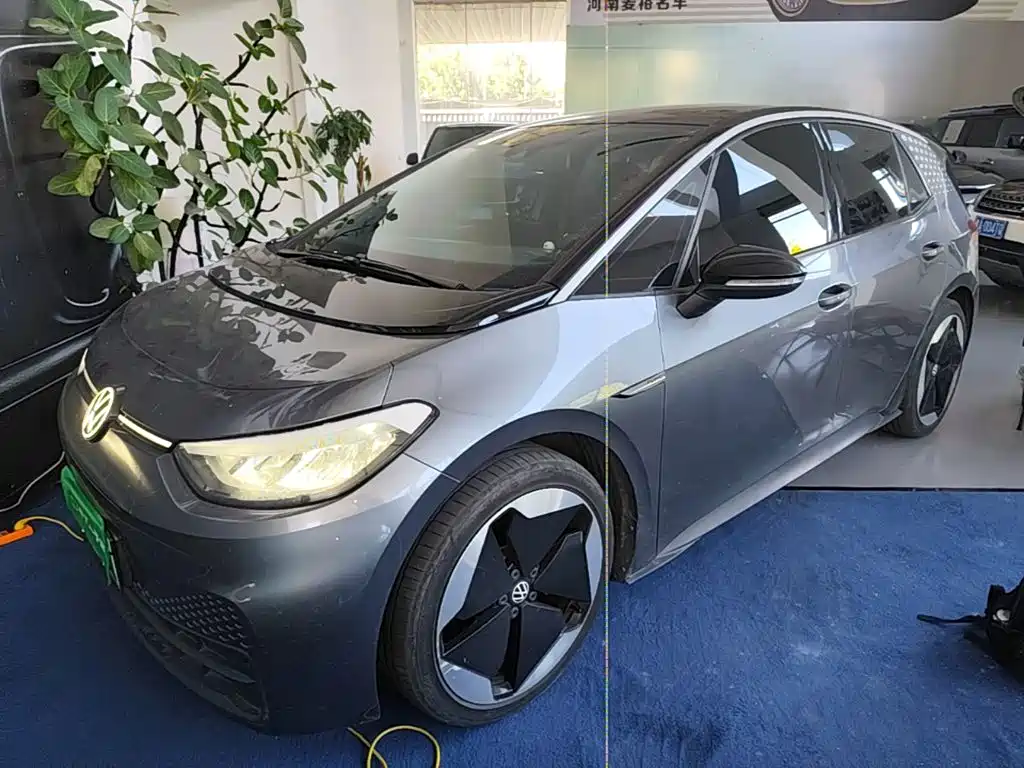 Volkswagen ID.3 — миниатюра 2