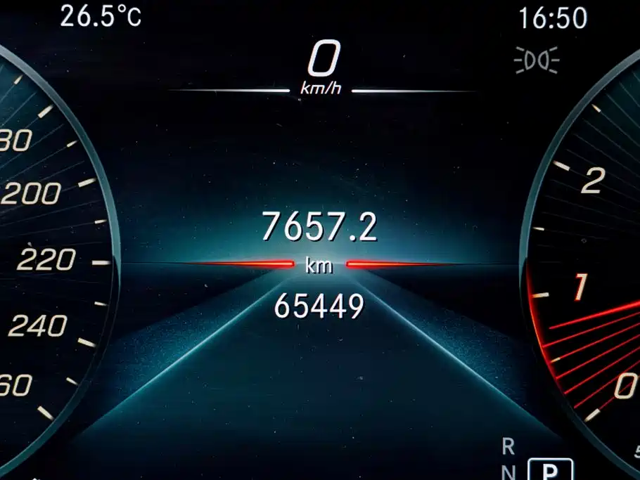 Mercedes-Benz GLC — миниатюра 16