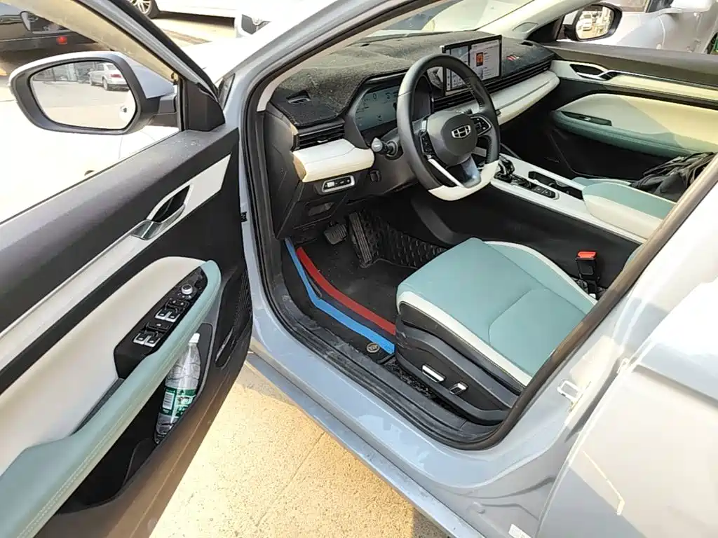 Geely L HiP — миниатюра 21