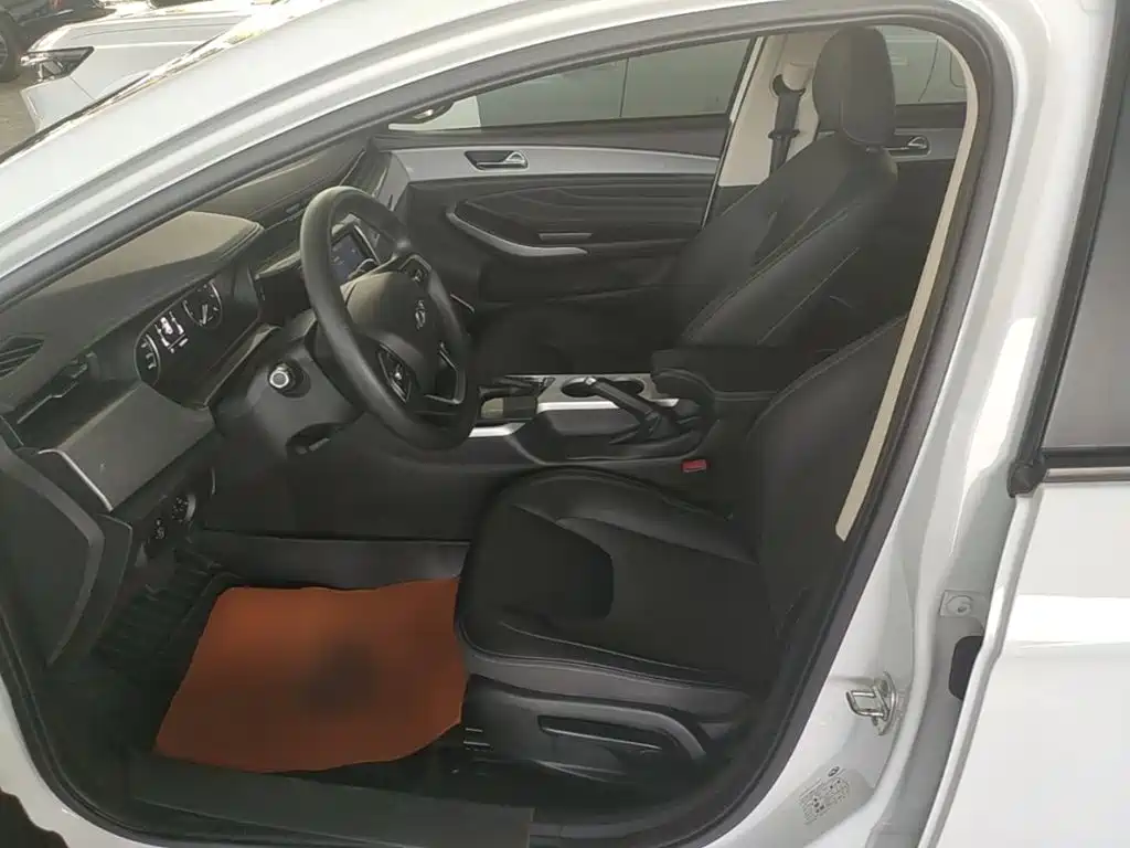 Chery Arrizo 5 — миниатюра 15