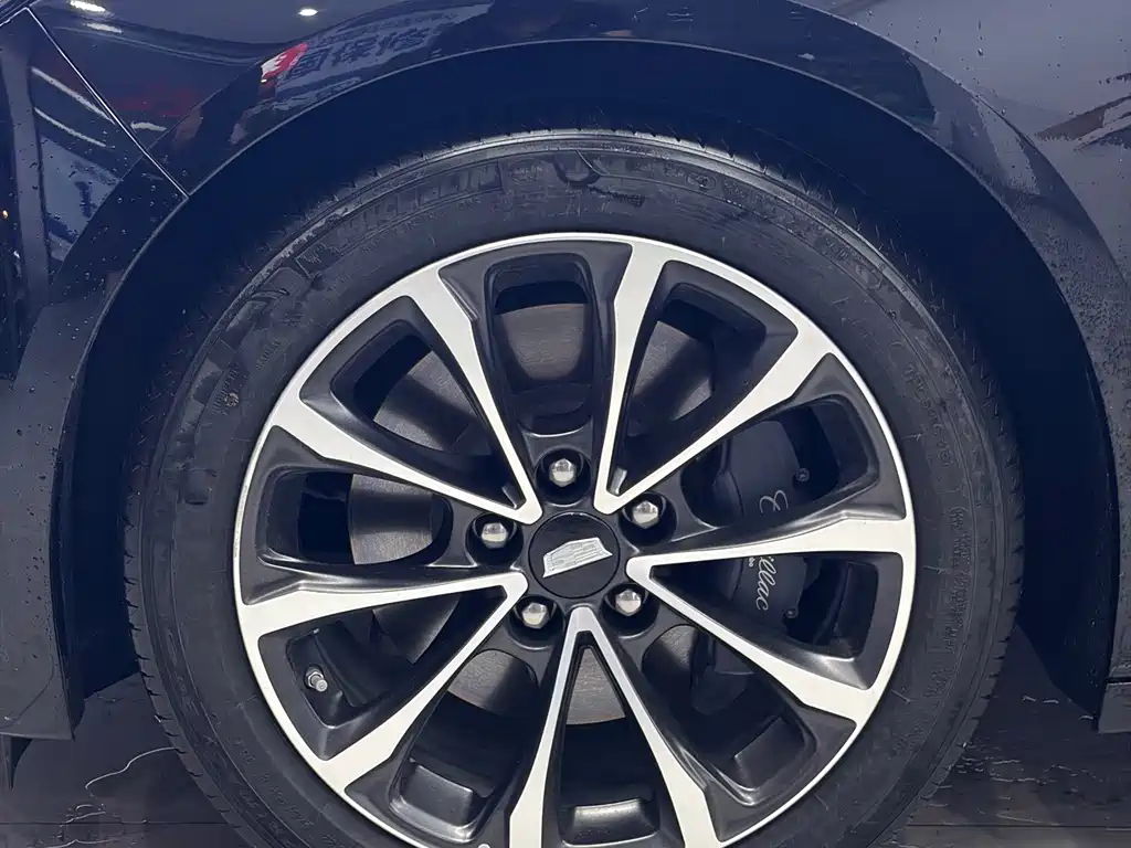 Cadillac CT5 — миниатюра 4
