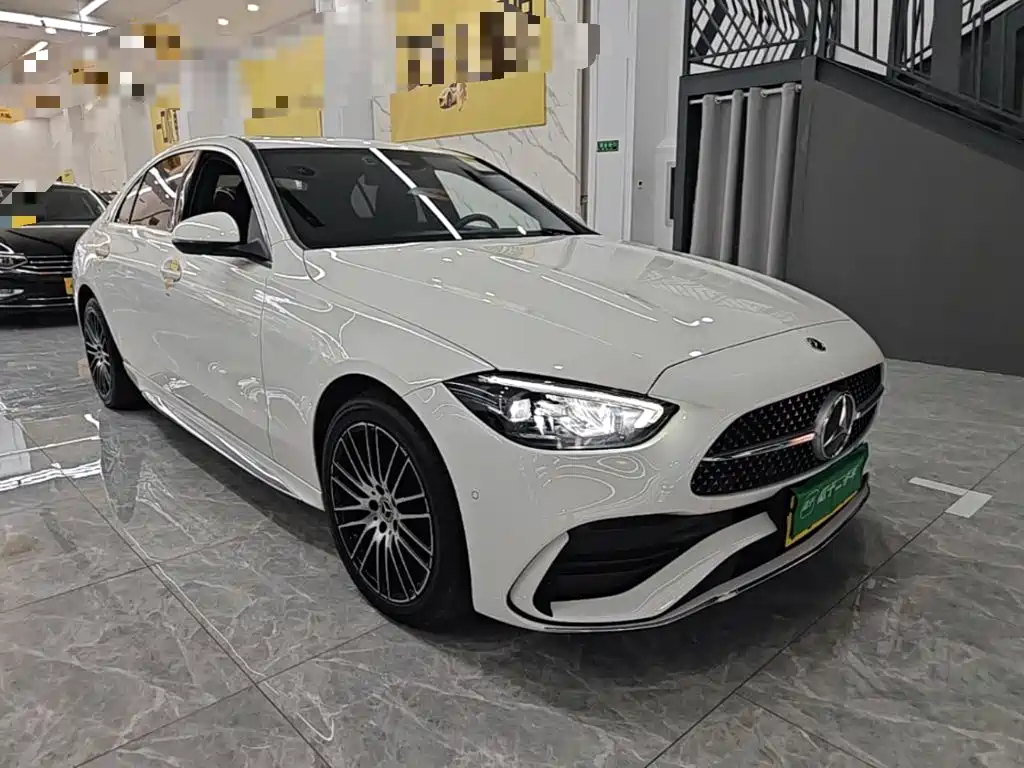 Mercedes-Benz C-Class — миниатюра 4