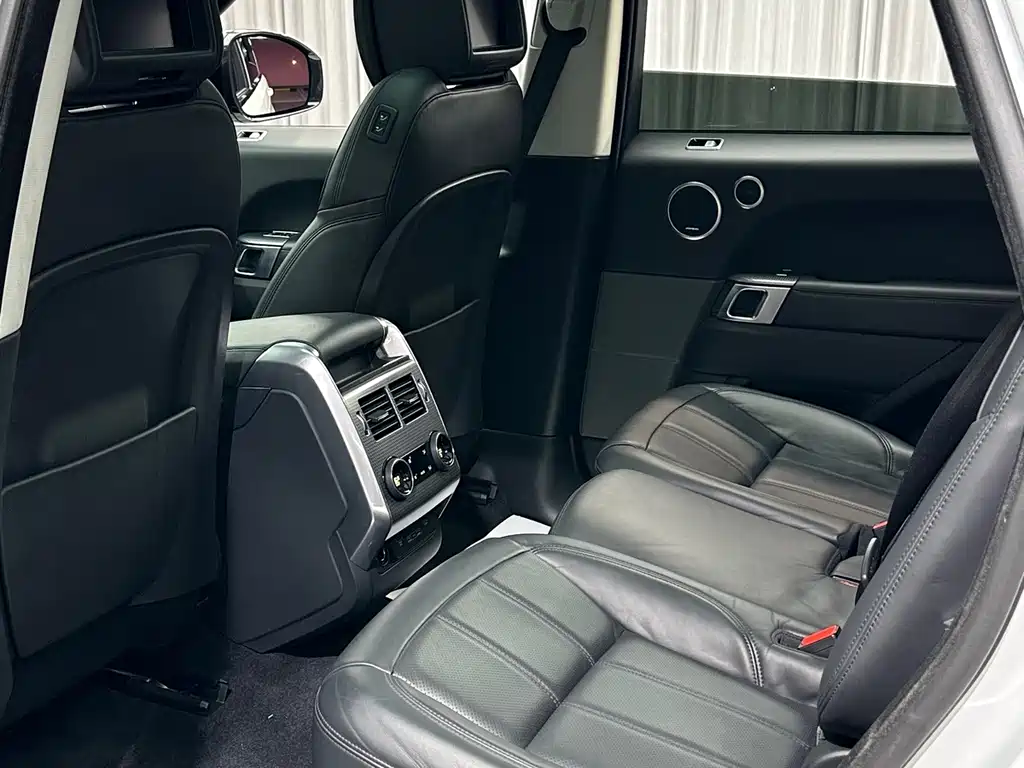 Land Rover Sport — миниатюра 17