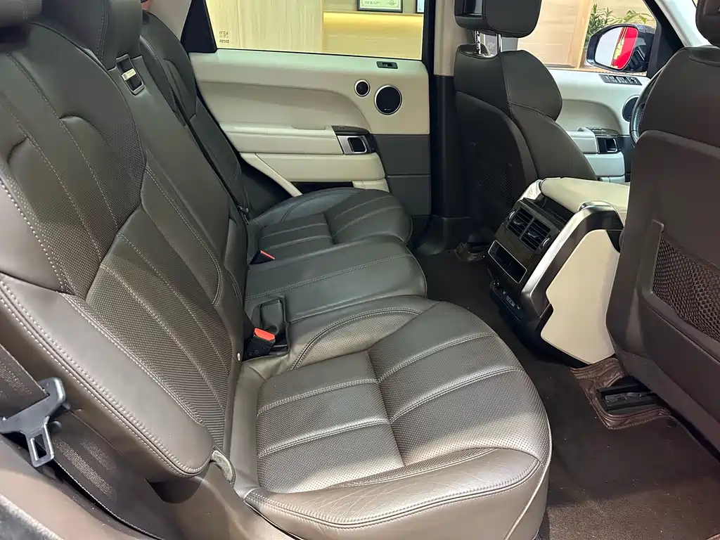 Land Rover Sport — миниатюра 26