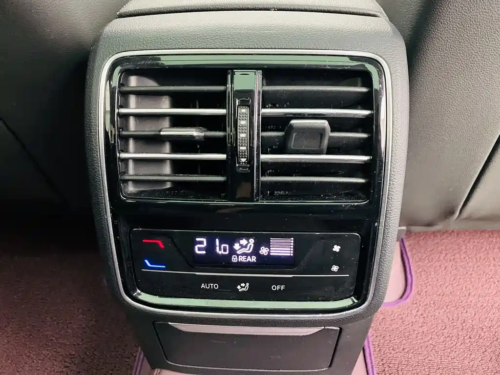Volkswagen Magotan — миниатюра 12