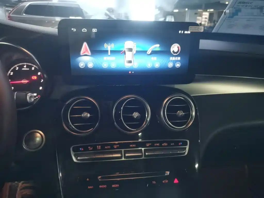 Mercedes-Benz GLC — миниатюра 13