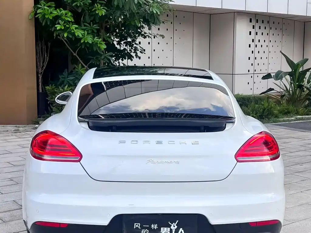 Porsche Panamera — миниатюра 8