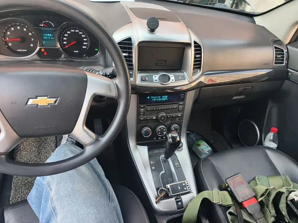 Chevrolet Captiva — миниатюра 10