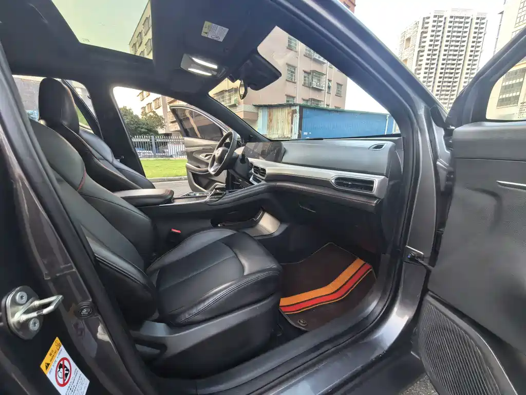 Changan UNI-T — миниатюра 6
