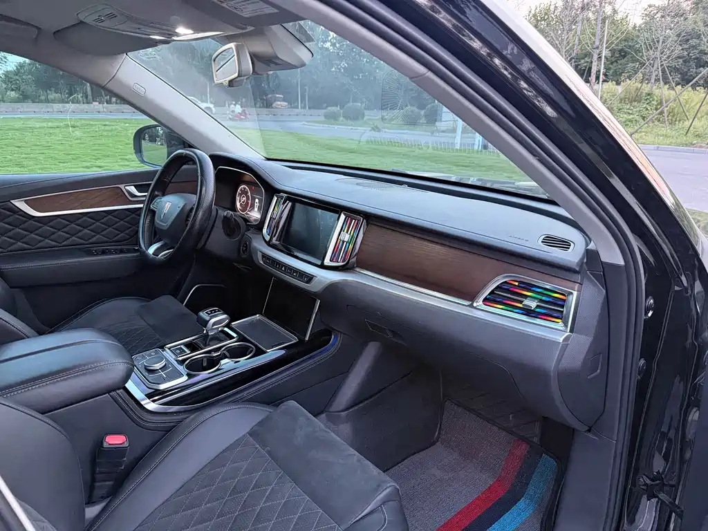 Hongqi Hongqi HS7 — миниатюра 16