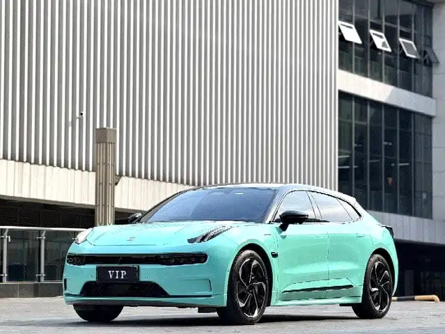 2022 Zeekr 001