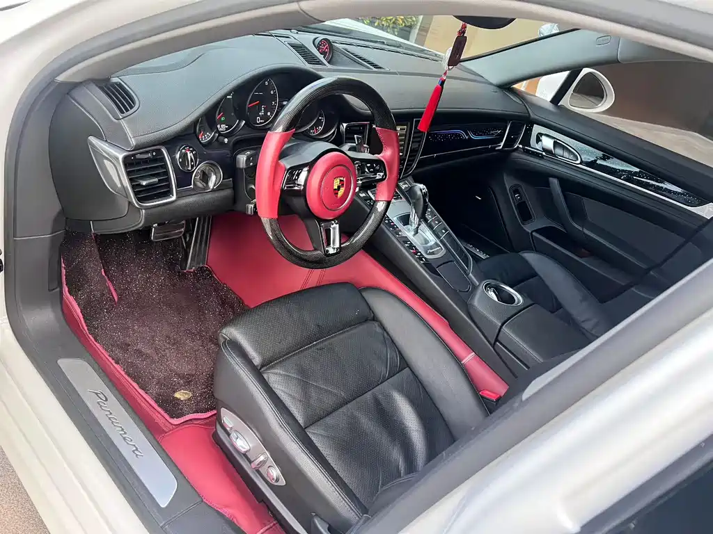 Porsche Panamera — миниатюра 4