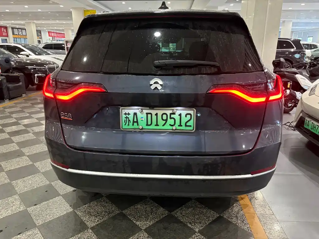 NIO ES8 — миниатюра 5