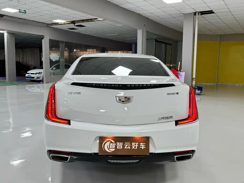Cadillac XTS — миниатюра 8