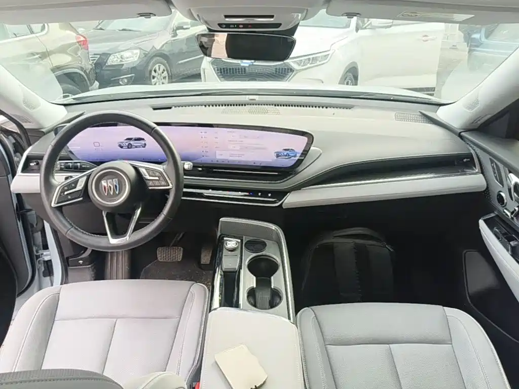 Buick E5 — миниатюра 10