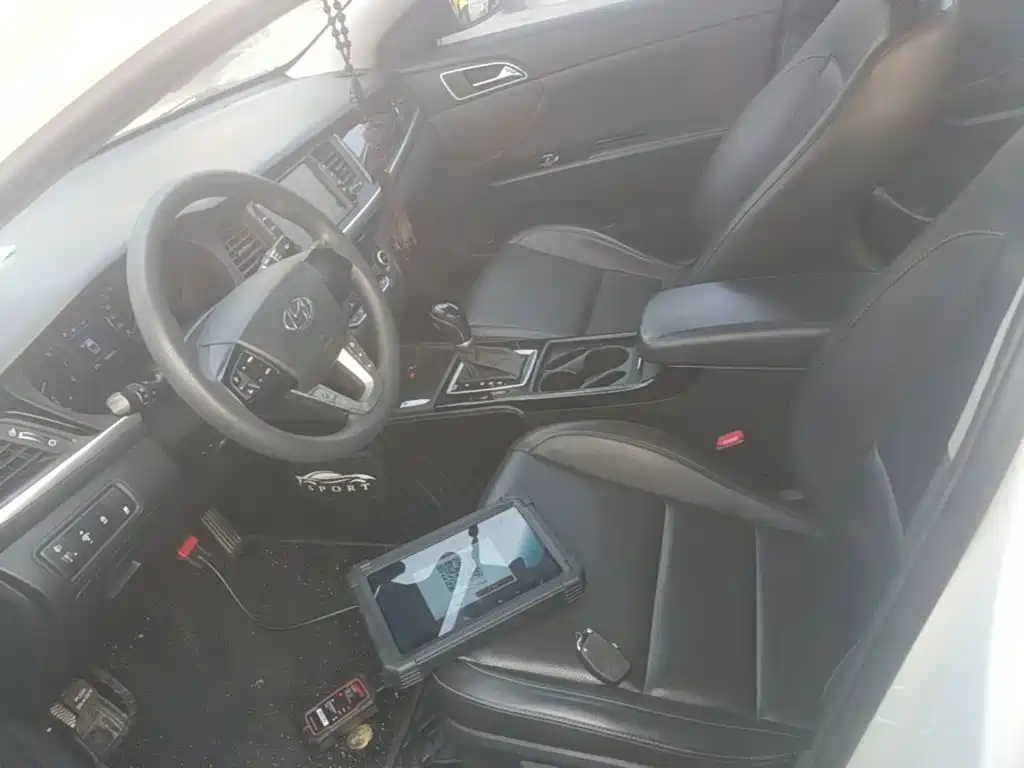 Hyundai Mistra — миниатюра 15