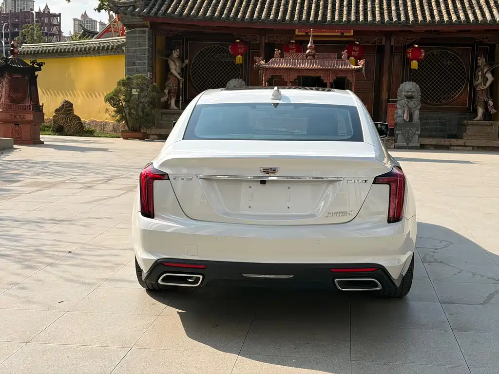 Cadillac CT5 — миниатюра 12