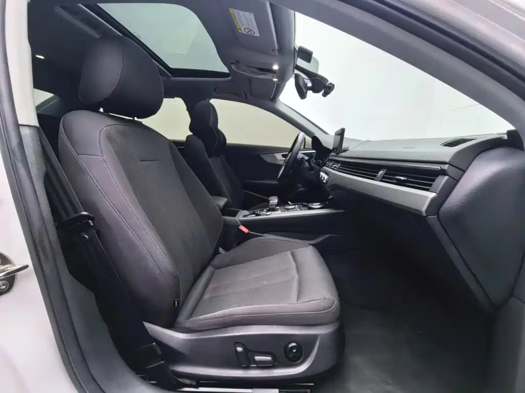 Audi A4L — миниатюра 9