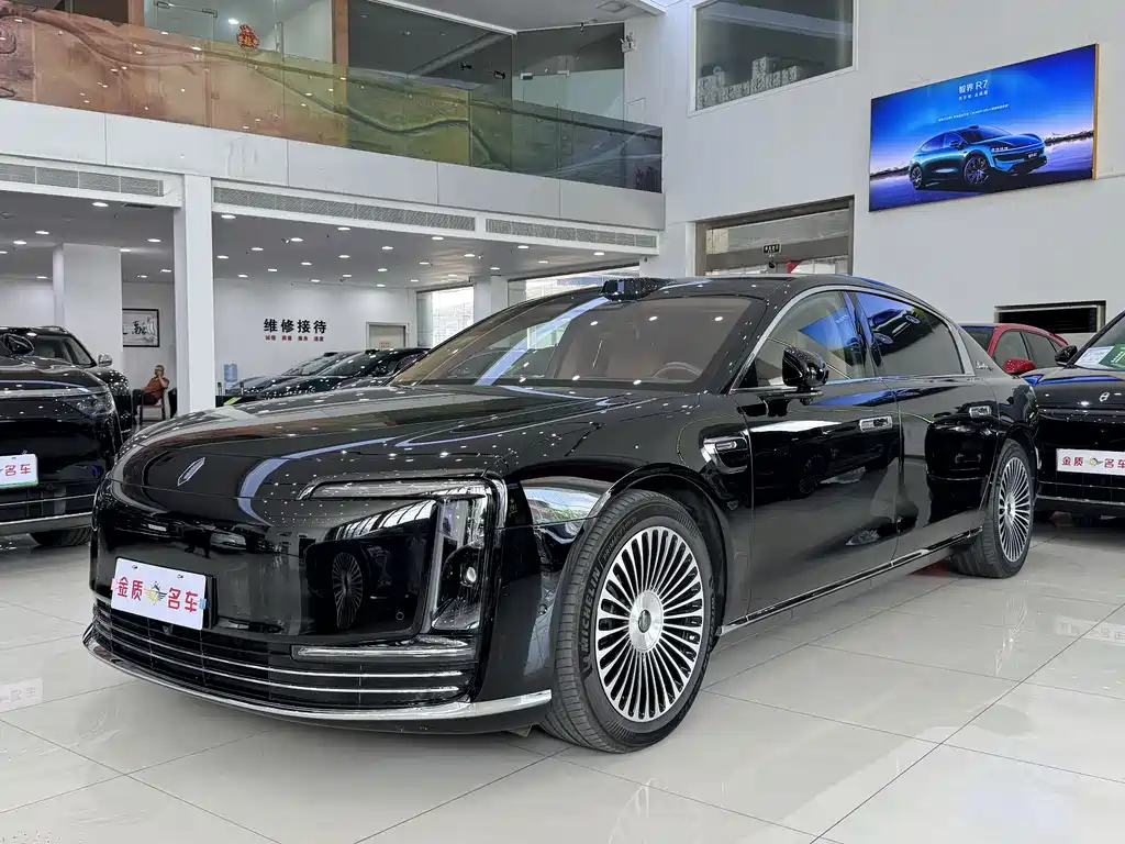 尊界S800 2025款 增程 星辉尊享版 5座 (192线激光雷达）