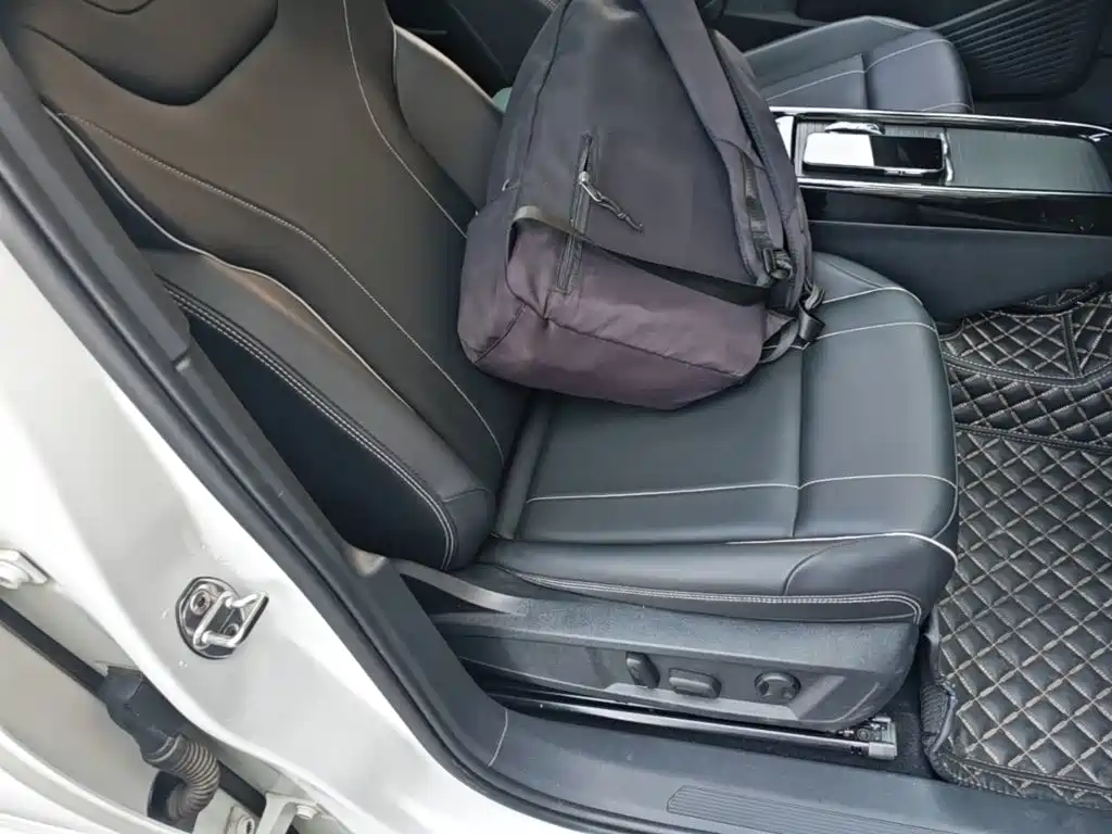 Volkswagen ID.4 X — миниатюра 25