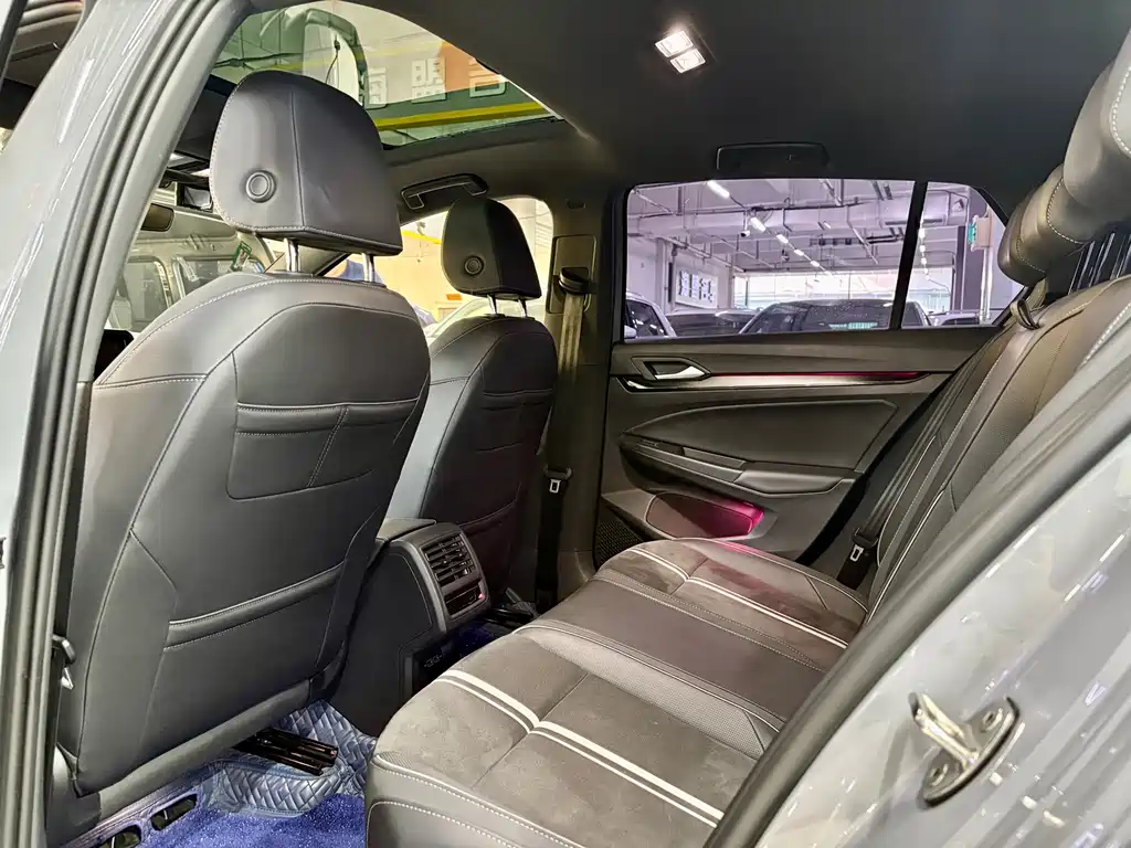 Volkswagen Golf — миниатюра 5