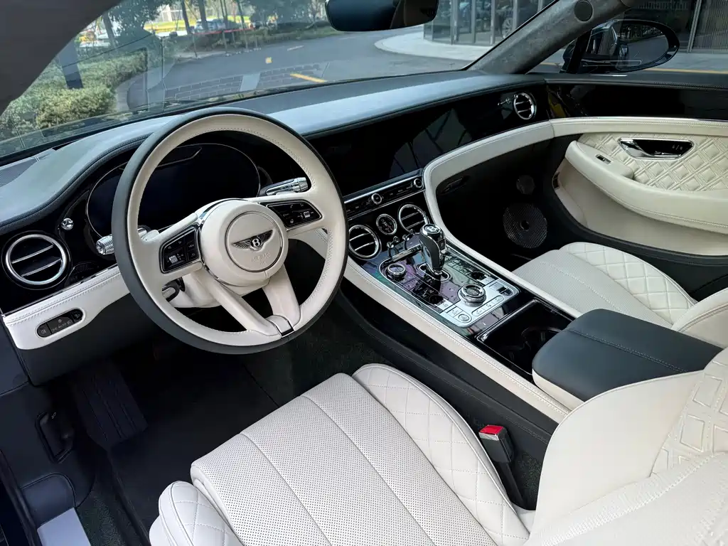 Bentley Continental — миниатюра 6