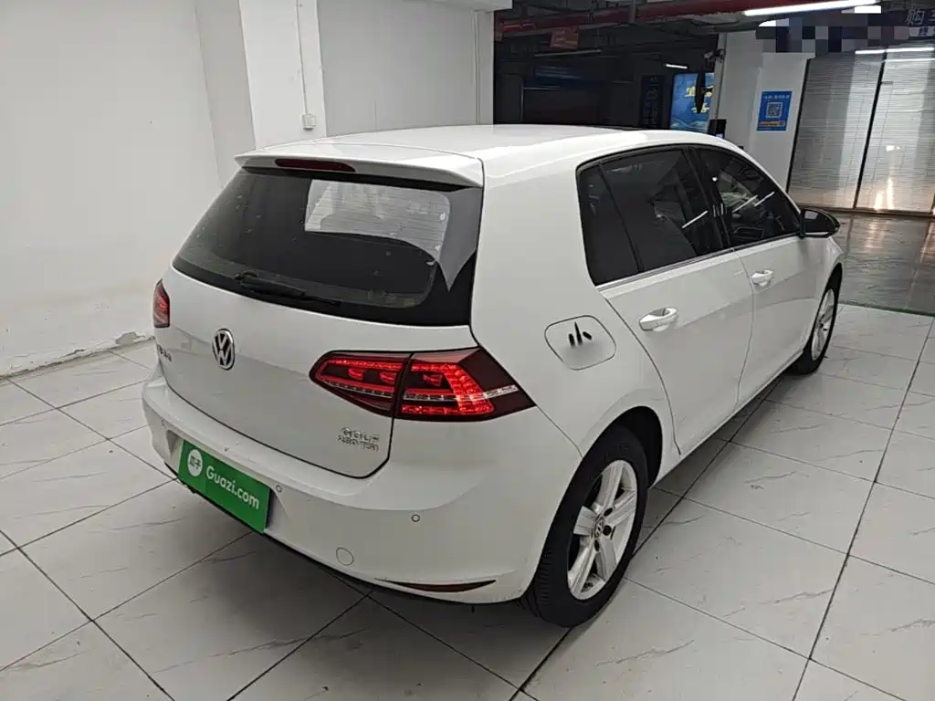 Volkswagen Golf — миниатюра 7