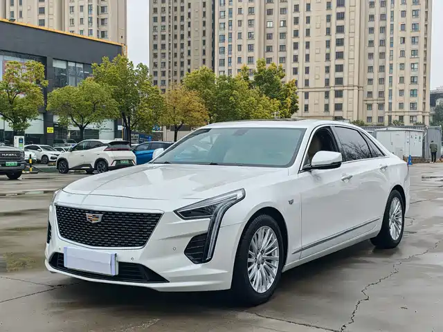 CADILLAC CT6