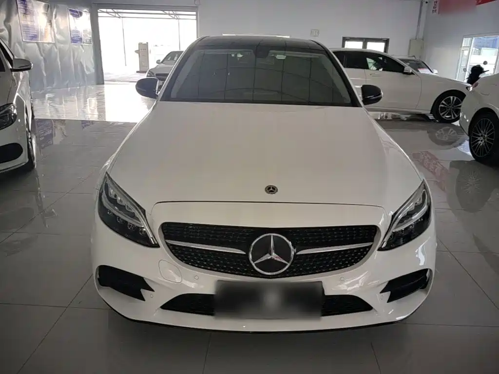 Mercedes-Benz C-Class — миниатюра 3