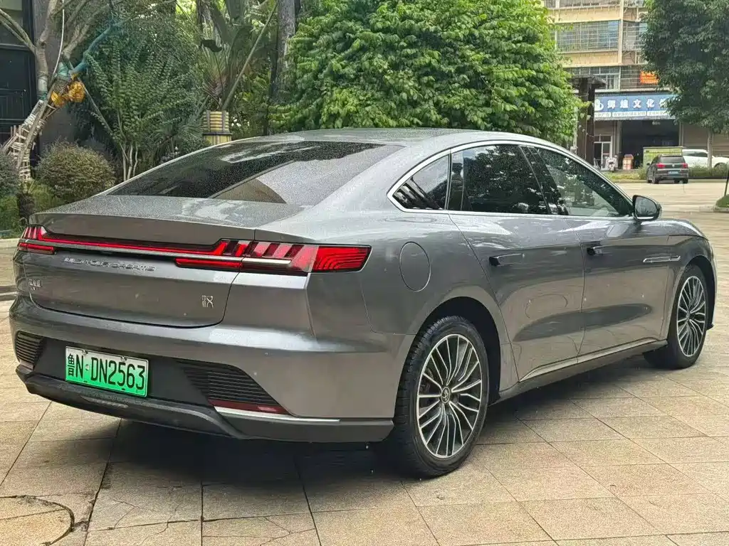 BYD Han — миниатюра 7