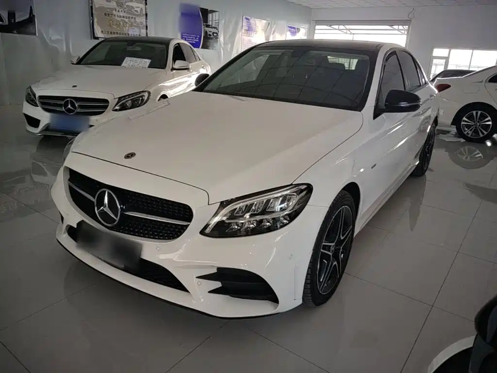 Mercedes-Benz C-Class — миниатюра 2