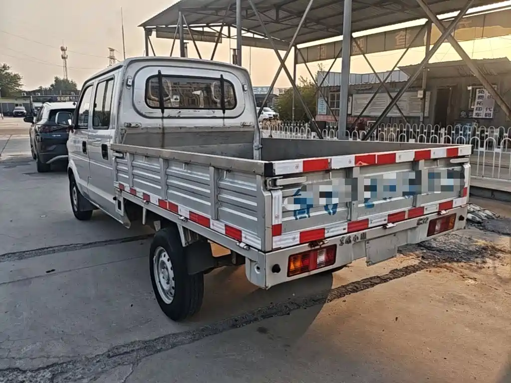 DFSK C32 — миниатюра 5