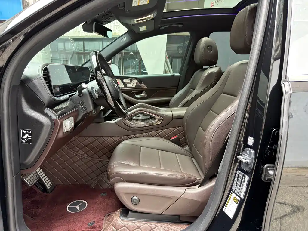 Mercedes-Benz GLS — миниатюра 8