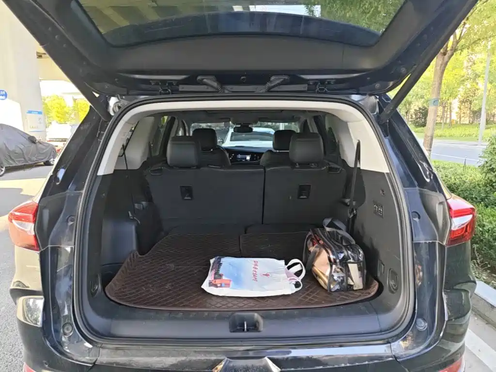 Buick Enclave — миниатюра 19