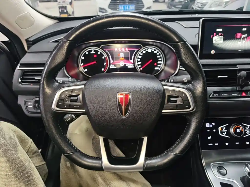 Hongqi Hongqi H5 — миниатюра 11
